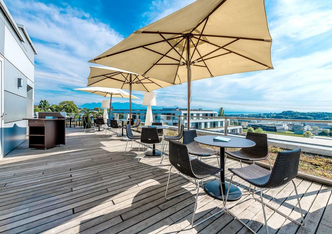 Discovery Hotel 3* Superior Крисие Екстериор снимка